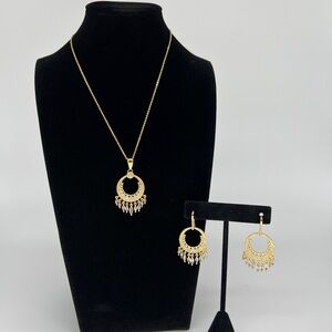 Elegant Gold and Silver Necklace and Earring Set